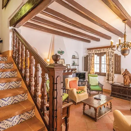 Holiday home 5 Bedroom Beautiful In