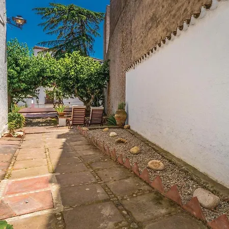 Holiday home 5 Bedroom Beautiful In Tossa de Mar