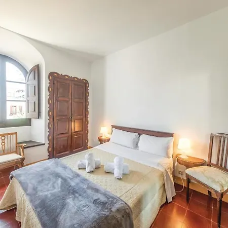 5 Bedroom Beautiful In * Tossa de Mar