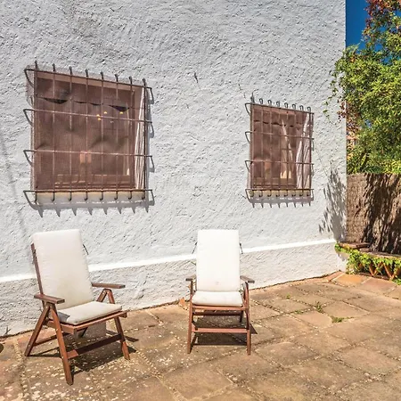 5 Bedroom Beautiful In Tossa de Mar